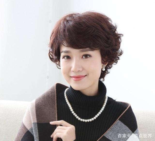 40歲-50歲女性最新發(fā)型，時尚魅力再升級